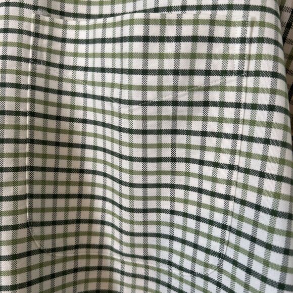 New LL Bean Shirt Large Green Check Long Sleeve Button Down Wrinkle Free - Picture 3 of 5